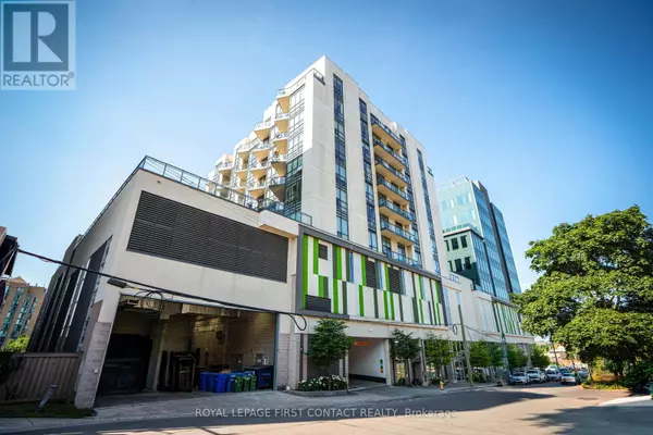 111 WORSLEY ST #PH5, Barrie (city Centre), ON L4M0J5