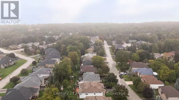 Wasaga Beach, ON L9Z1H7,26 REGINA BOULEVARD