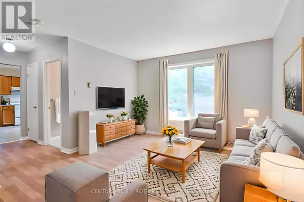 Orillia, ON L3V3T1,19 SOUTH STREET