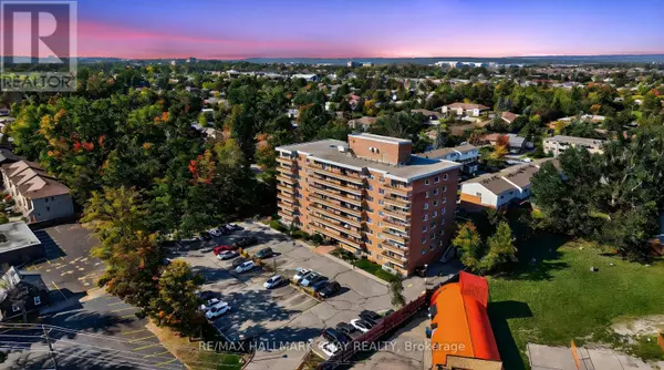 414 Blake ST #705, Barrie (codrington), ON L4M5J7
