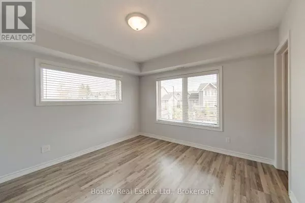 Collingwood, ON L9Y0J6,2 Cove CT #208