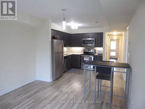 Collingwood, ON L9Y0Y6,2 Cove CT #102