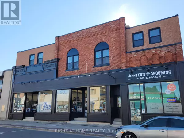 9 Queen ST West #203, Springwater (elmvale), ON L0L1P0