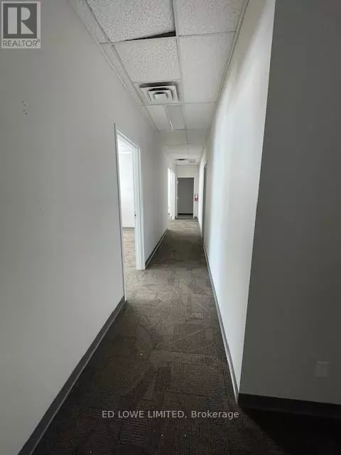 Barrie (city Centre), ON L4M3B3,136 BAYFIELD ST #106 A