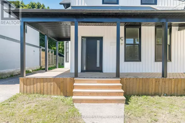 Collingwood, ON L9Y2V1,64 BIRCH STREET