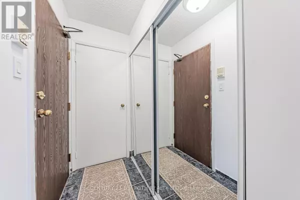 Barrie (letitia Heights), ON L4N1L9,147 EDGEHILL DR #G10