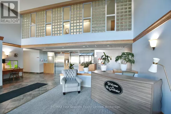 Collingwood, ON L9Y4T2,172 Eighth ST #505