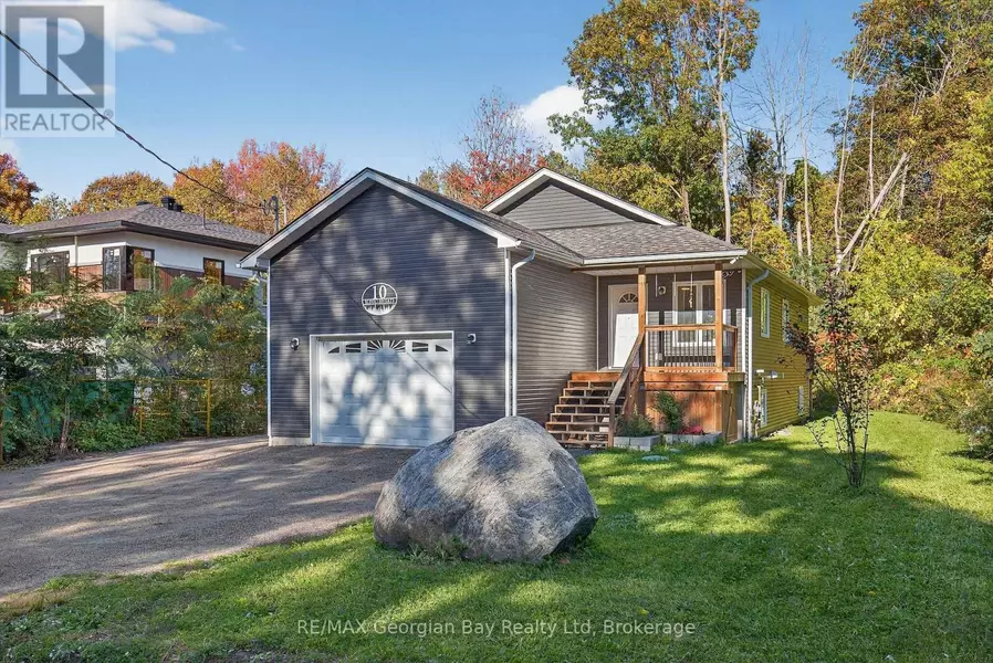 10 KING ROAD, Tay (waubaushene), ON L0K2C0