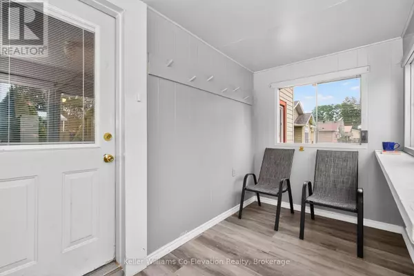 Midland, ON L4R1E9,808 QUEBEC STREET