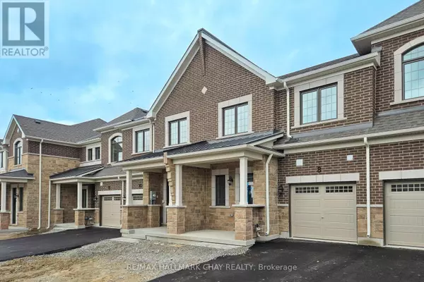 8 VINEWOOD CRESCENT, Barrie, ON L9J0B7