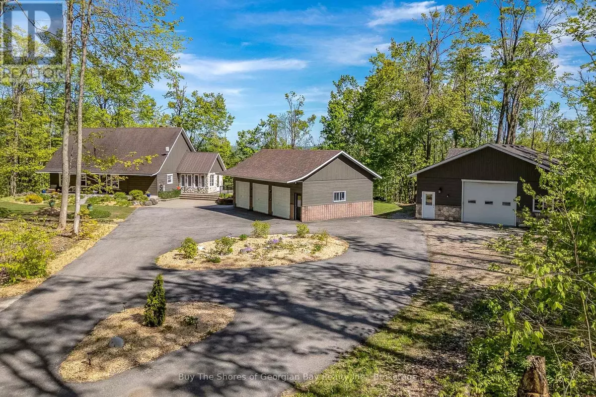 Oro-medonte, ON L0L1V0,691 MOUNT ST. LOUIS ROAD