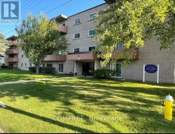 Collingwood, ON L9Y2C8,184 Eighth ST #207