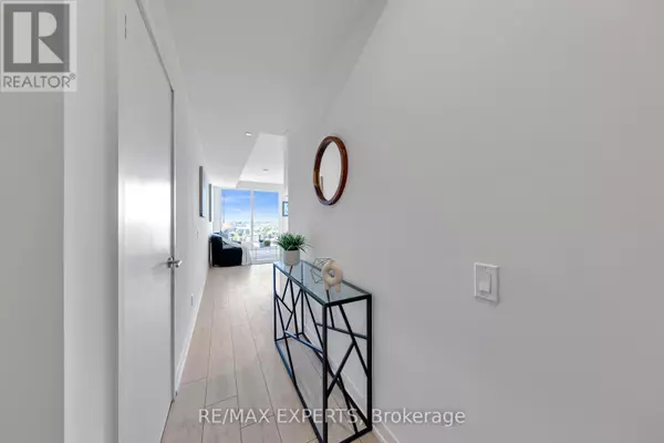 Barrie (city Centre), ON L4N1S9,39 Mary ST West #2102