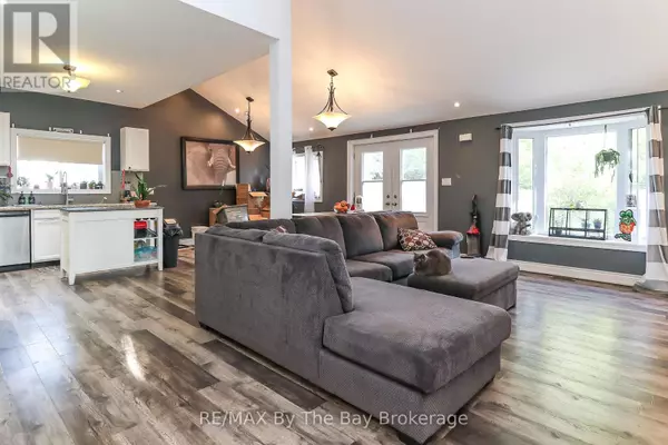 Wasaga Beach, ON L9Z2Y3,67 CONSTANCE BOULEVARD