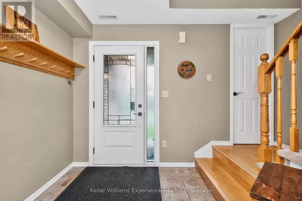 Barrie (cundles East), ON L4M6E2,22 CARTWRIGHT DRIVE