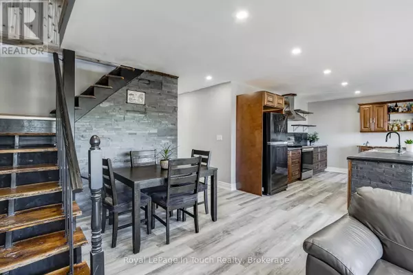 Tay, ON L0K2C0,142 DUCK BAY ROAD