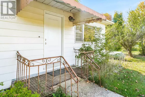 Oro-medonte, ON L0L2E0,201 RIDGE ROAD W