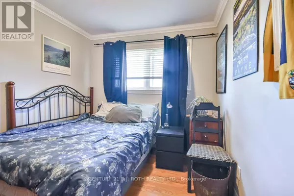 Barrie (wellington), ON L4M3S2,63 DAVIDSON STREET