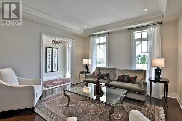 Barrie (bayshore), ON L4N6M3,4 PLUNKETT COURT