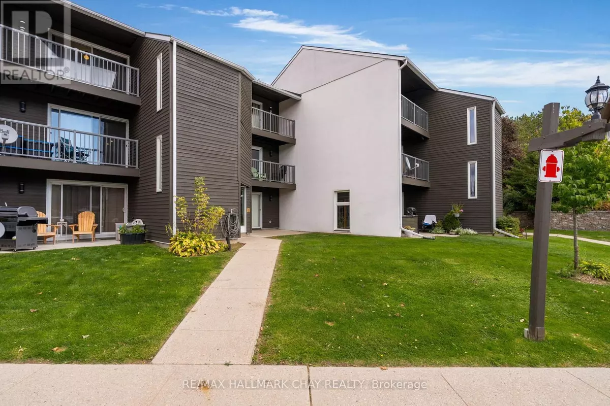 Oro-medonte (horseshoe Valley), ON L4M4Y8,1102 Horseshoe Valley RD West #308