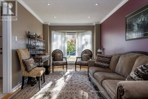 Barrie (west Bayfield), ON L4N6Z7,21 BARWICK DRIVE