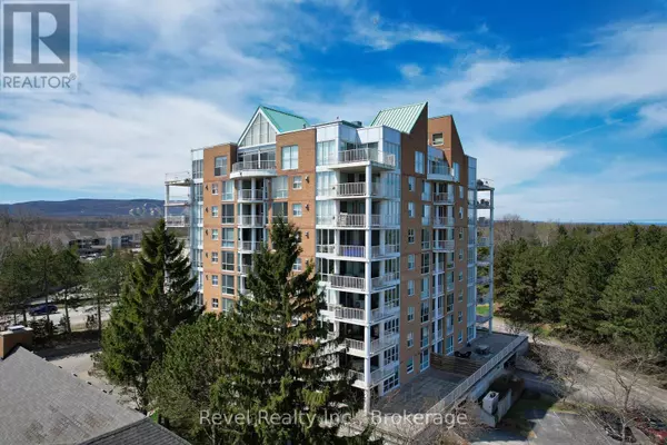 24 Ramblings WAY #305, Collingwood, ON L9Y5S7