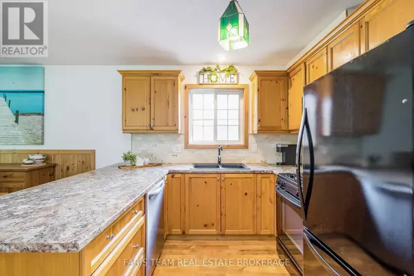 Wasaga Beach, ON L9Z1X7,65 MADAWASKA TRAIL