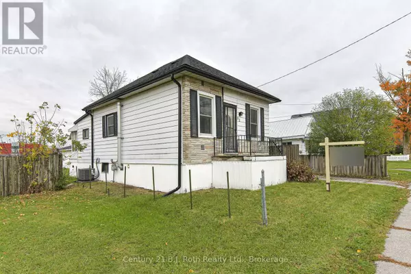 Orillia, ON L3V1M8,82 POUGHKEEPSIE STREET