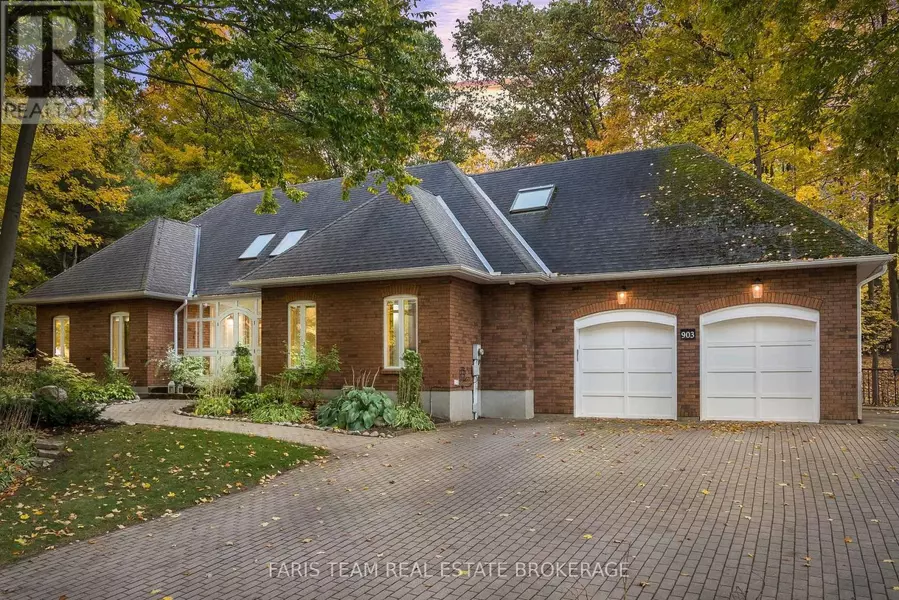 903 VICTORIA STREET, Midland, ON L4R1B7