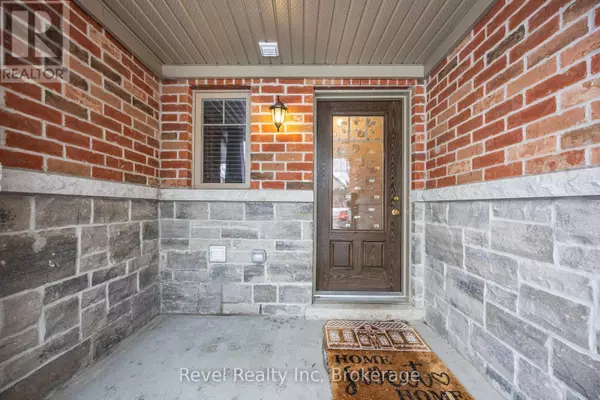 Midland, ON L4R0E4,1041 COOK DRIVE