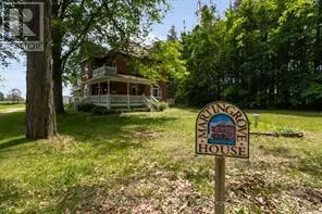 Springwater, ON L0L1P0,1407 FLOS 8 ROAD W