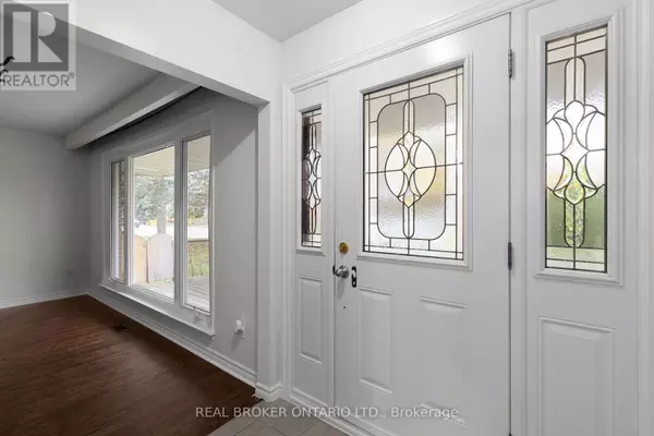 Barrie (wellington), ON L4M2X1,65 OTTAWAY AVENUE