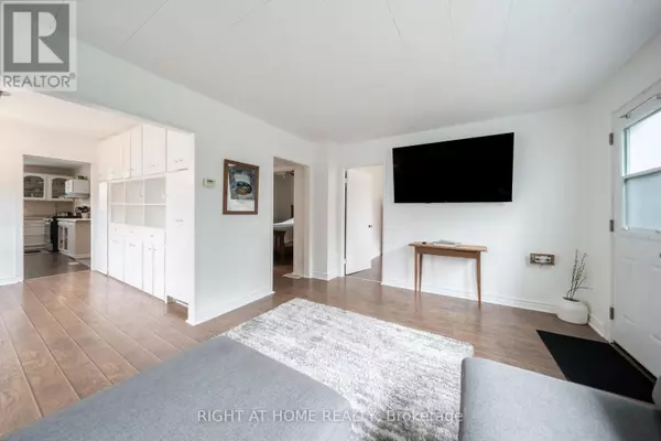 Severn (west Shore), ON L0K1G0,3392 CORONATION AVENUE