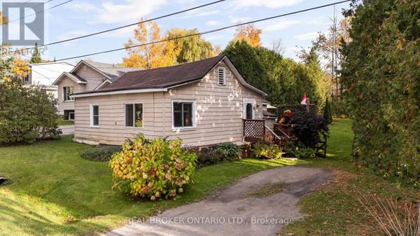 15 LOVEJOY STREET, Tay (victoria Harbour), ON L0K2A0