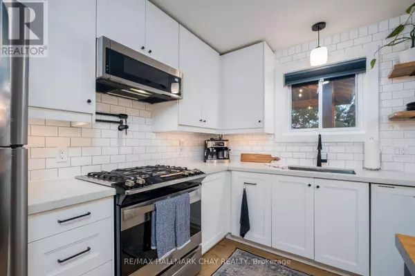 Orillia, ON L3V4A8,8 FIRST STREET