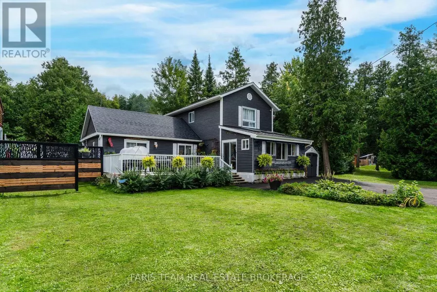 83 KING ROAD, Tay (waubaushene), ON L0K2C0