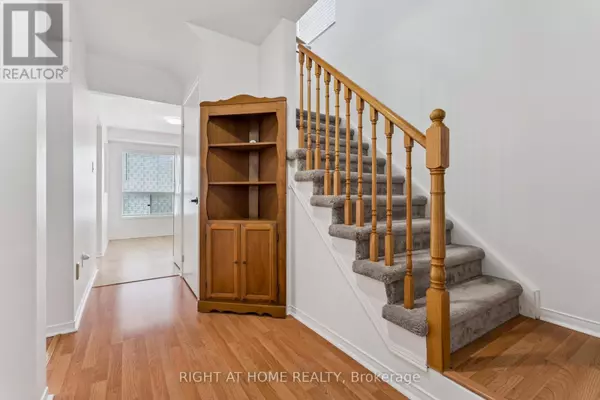 Barrie (west Bayfield), ON L4N7R9,115 LAIDLAW DRIVE