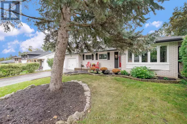 Barrie (wellington), ON L4M2W6,27 OTTAWAY AVENUE