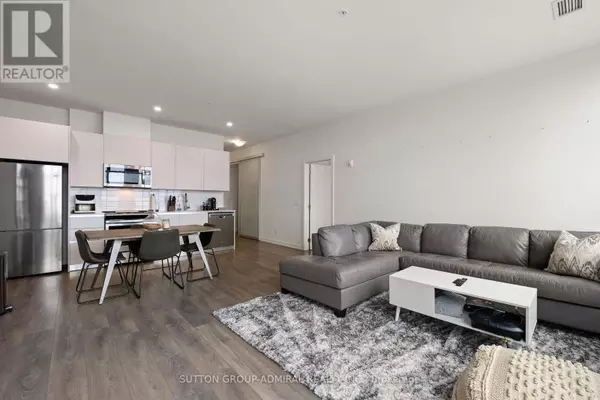 Orillia, ON L3V3T1,21 MATCHEDASH ST #305