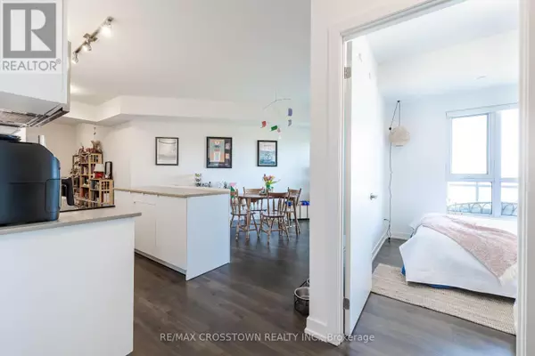 Barrie (little Lake), ON L4M0L4,56 Lakeside TER #908