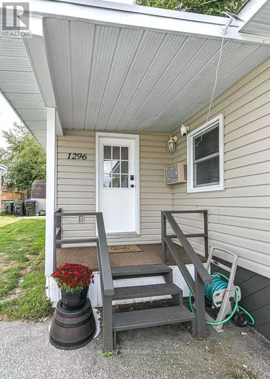 Severn, ON L3V0V1,1296 MADISON STREET