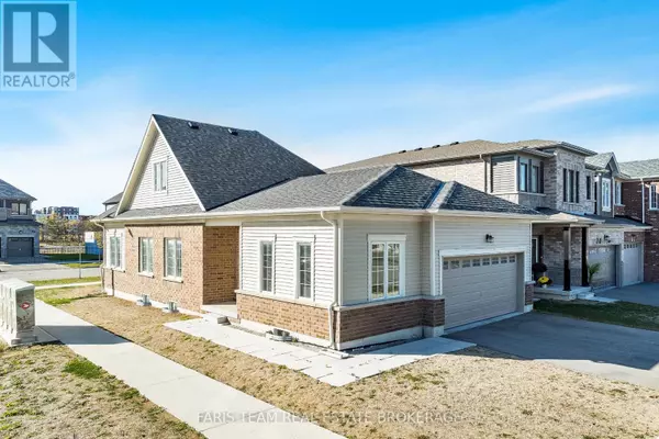 1 HARVEST CRESCENT, Barrie, ON L9J0T3