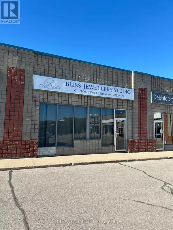 250 BAYVIEW DR #10, Barrie (0 East), ON L4N4Y8