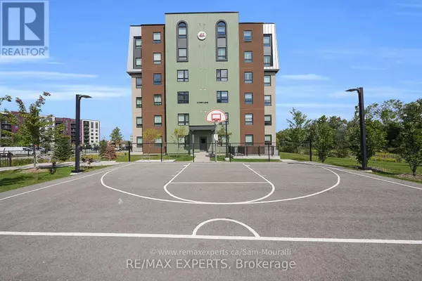 Barrie, ON L9J0J9,6 Spice WAY #207