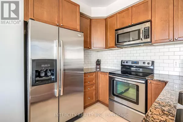 Midland, ON L4R5P2,699 Aberdeen BLVD #1007