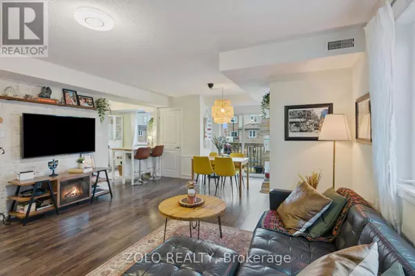 Barrie (georgian Drive), ON L4M0E7,13 Cheltenham RD #2