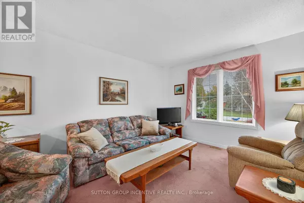 Wasaga Beach, ON L9Z1H7,24 PORT ROYAL TRAIL