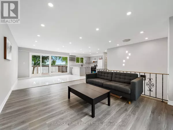 Orillia, ON L3V6R2,691 GLEN CRESCENT