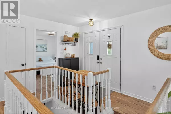 Penetanguishene, ON L9M1B1,15 LORNE AVENUE