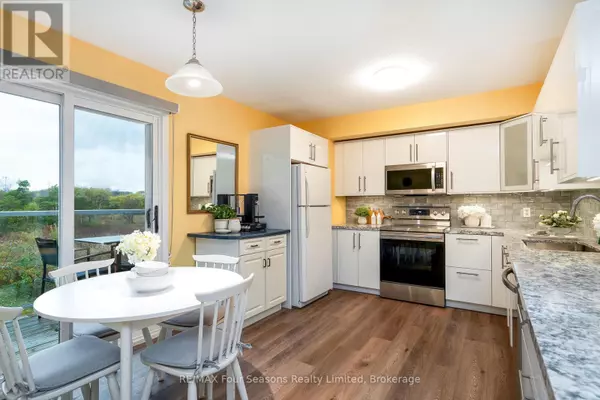 Collingwood, ON L9Y5B7,44 Trott BLVD #17